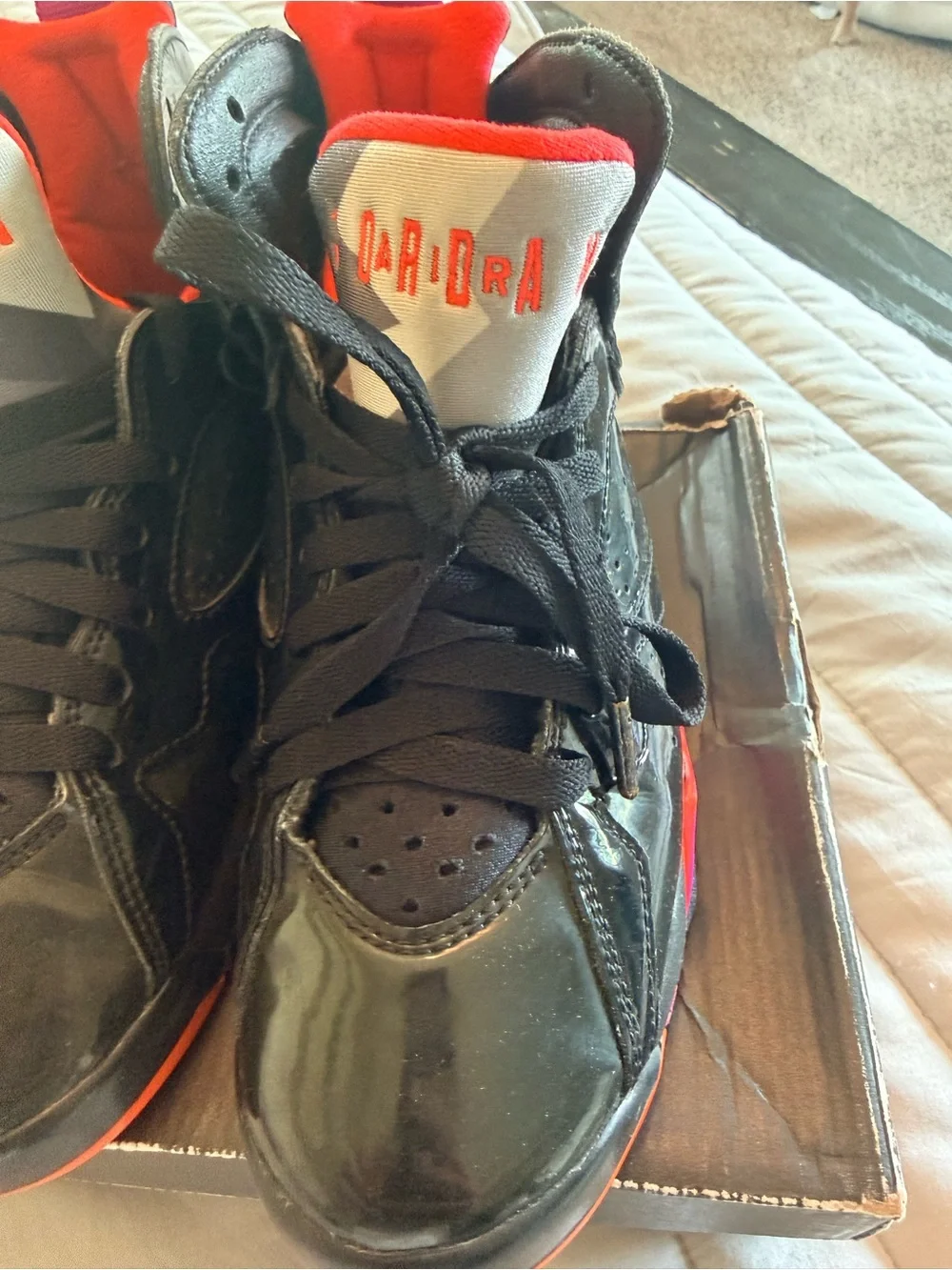 Air Jordan 7 Retro Black Patent Women’s Size 6 Black Red Sneakers
